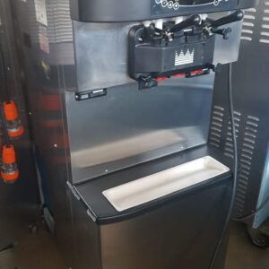 Taylor Soft Serve Ice Cream Machine C713-58 -1